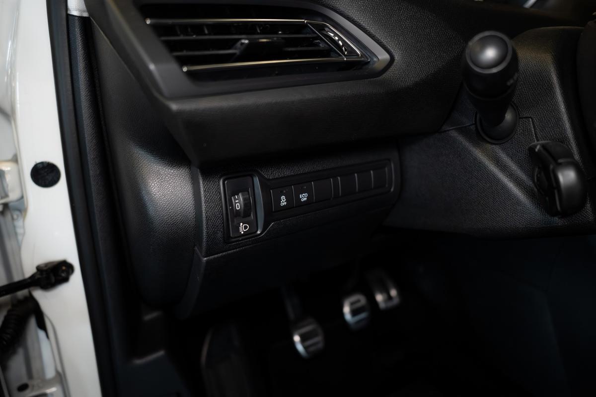 peugeot-308-2016-diesel-1560cc