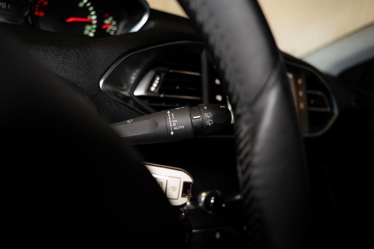 peugeot-308-2016-diesel-1560cc