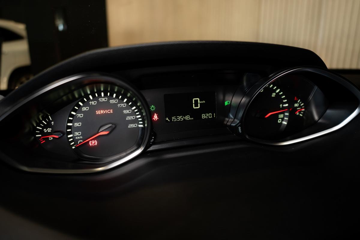 peugeot-308-2016-diesel-1560cc