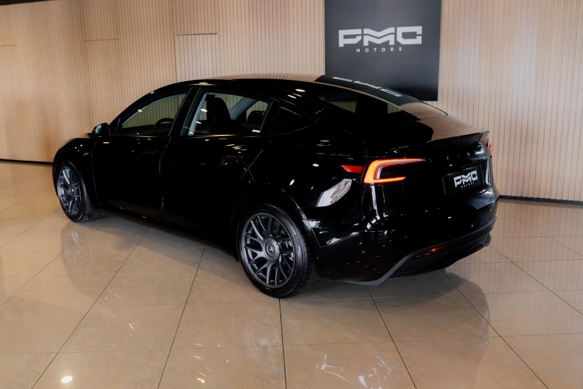 tesla-model-3-2024-eletrico-500cc