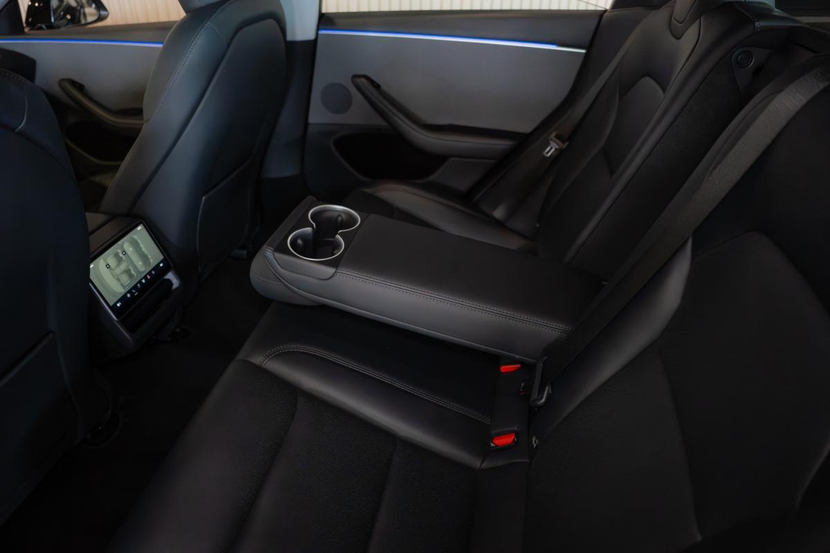 tesla-model-3-2024-eletrico-500cc