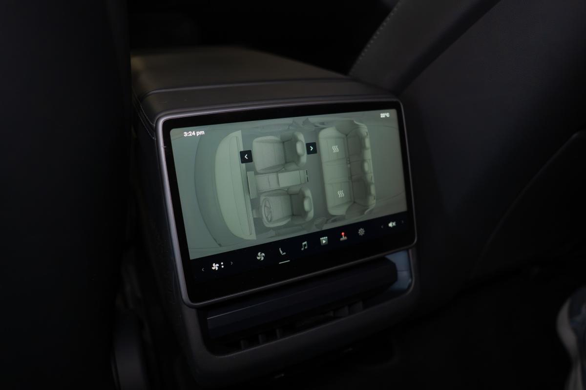 tesla-model-3-2024-eletrico-500cc