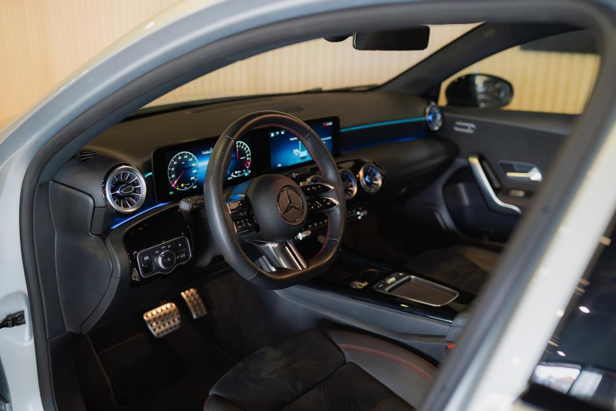 mercedes-benz-classe-a-2025-hibrido-a-gasolina-1332cc