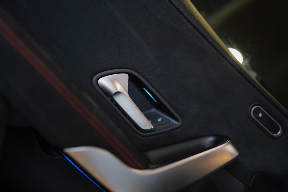 mercedes-benz-classe-a-2025-hibrido-a-gasolina-1332cc