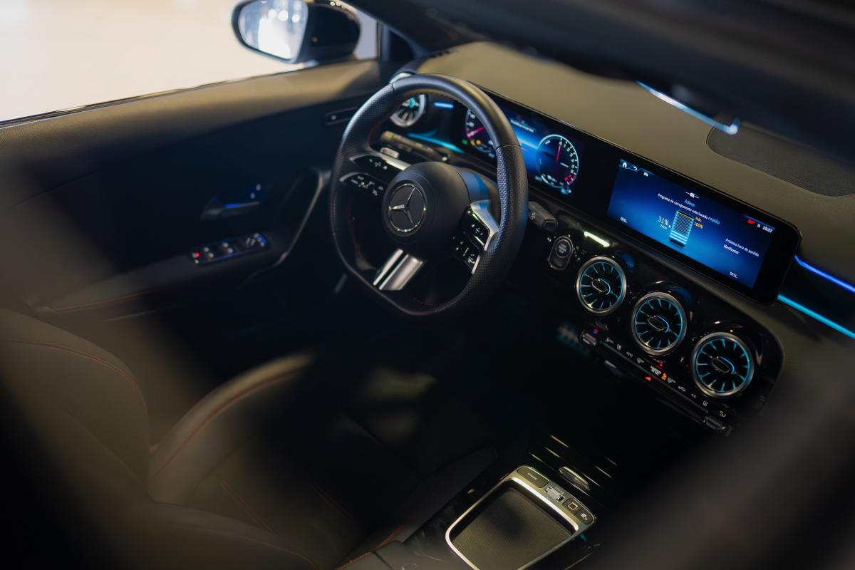 mercedes-benz-classe-a-2025-hibrido-a-gasolina-1332cc