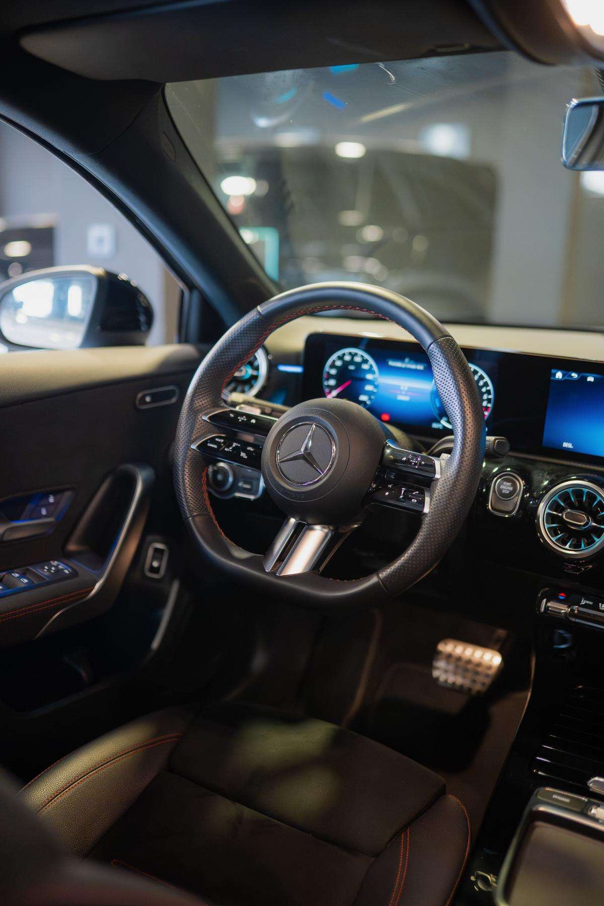 mercedes-benz-classe-a-2025-hibrido-a-gasolina-1332cc