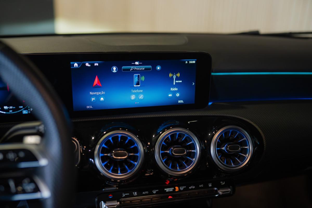 mercedes-benz-classe-a-2025-hibrido-a-gasolina-1332cc