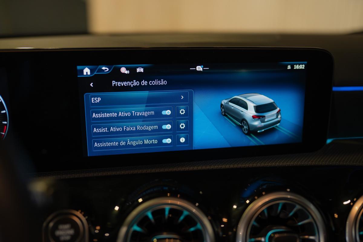 mercedes-benz-classe-a-2025-hibrido-a-gasolina-1332cc