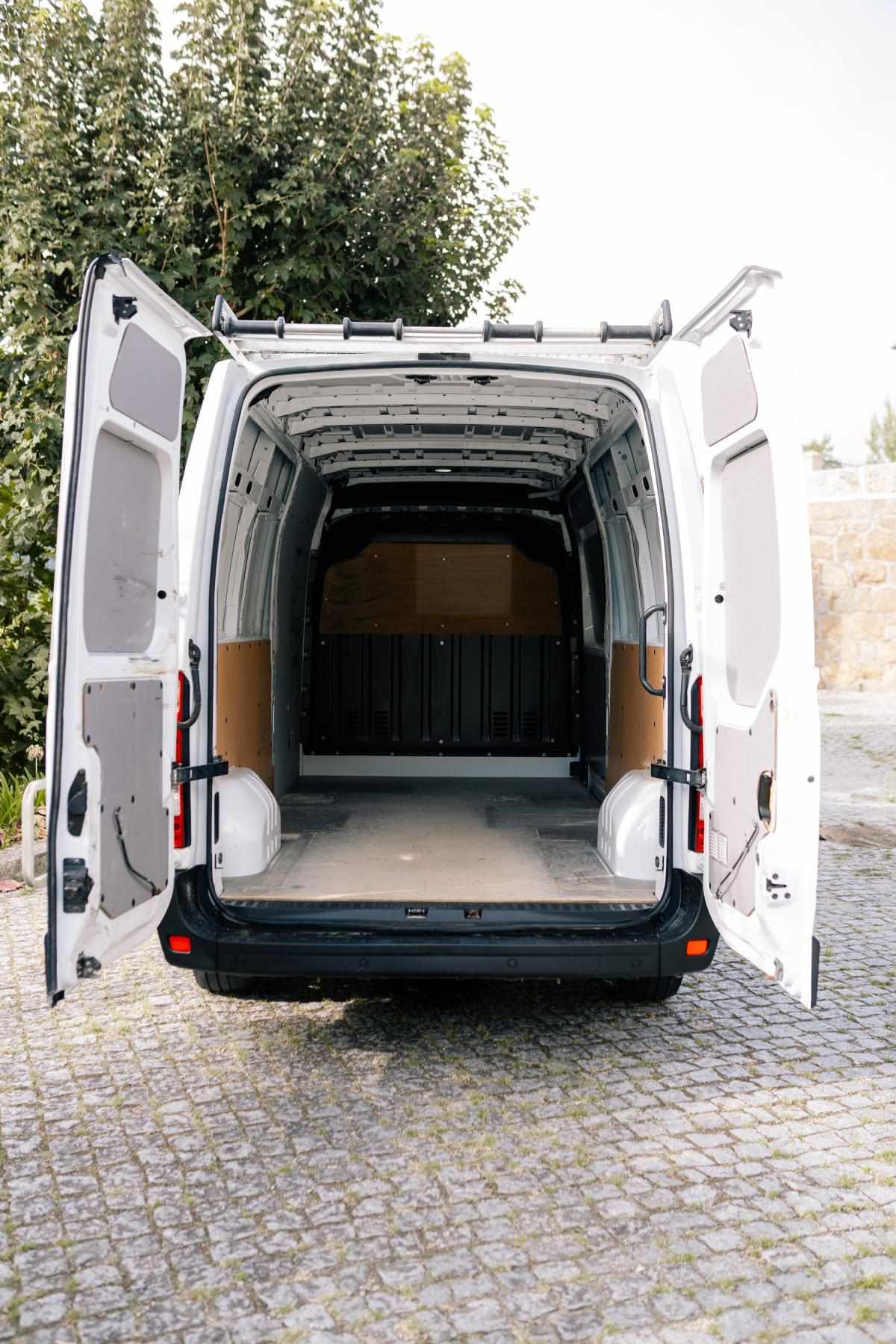 renault-master-2022-diesel-2299cc
