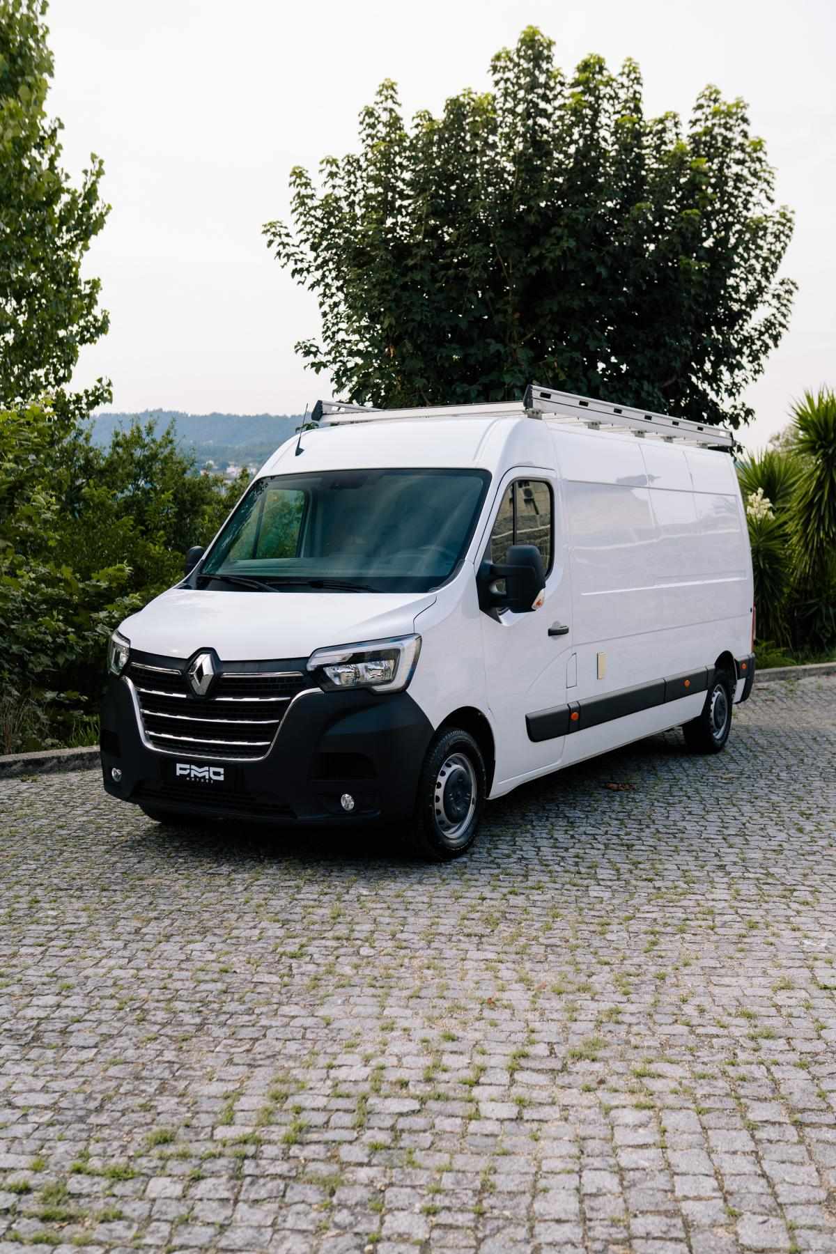 renault-master-2022-diesel-2299cc