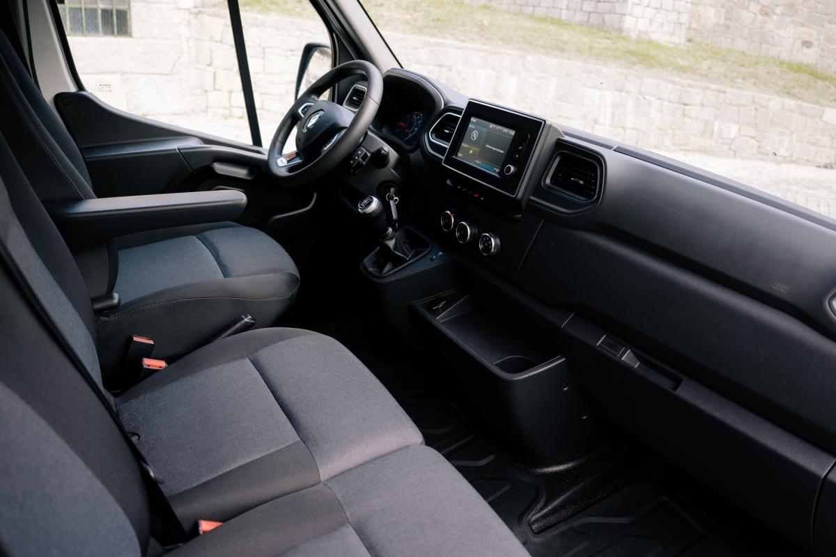 renault-master-2022-diesel-2299cc
