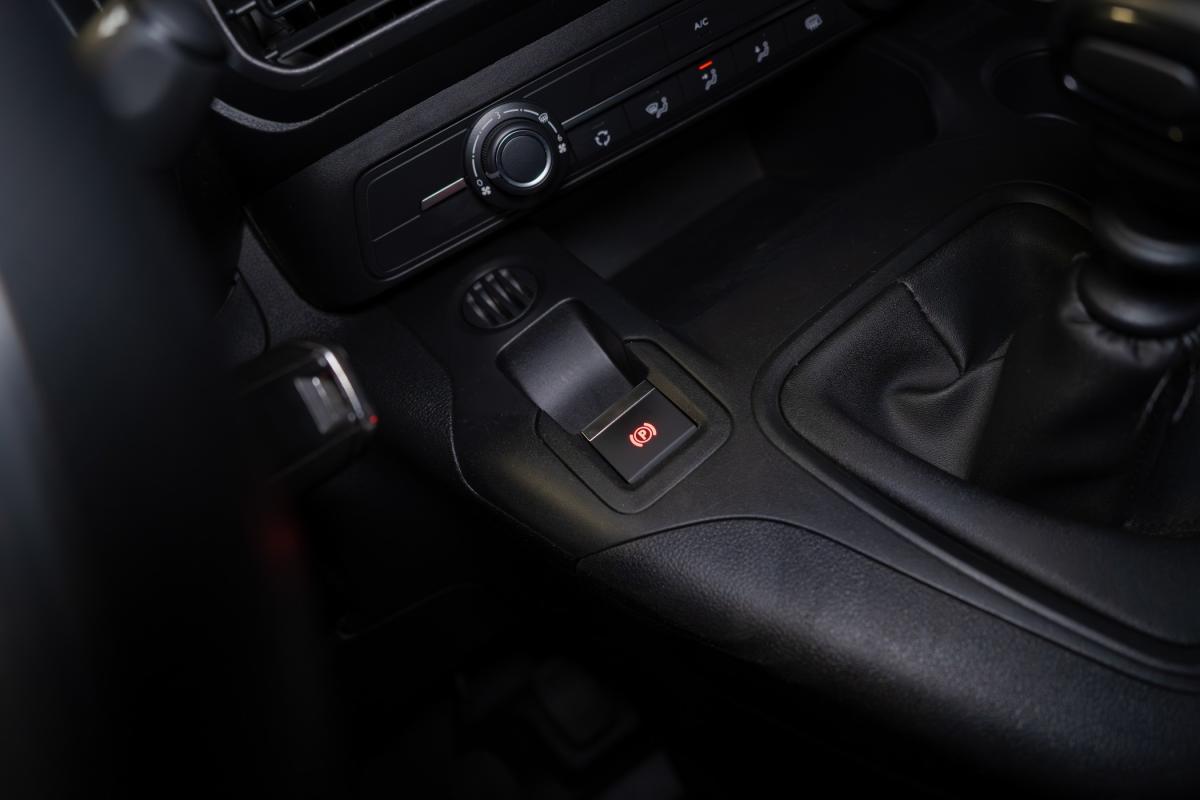 citroen-berlingo-2021-gasolina-1199cc