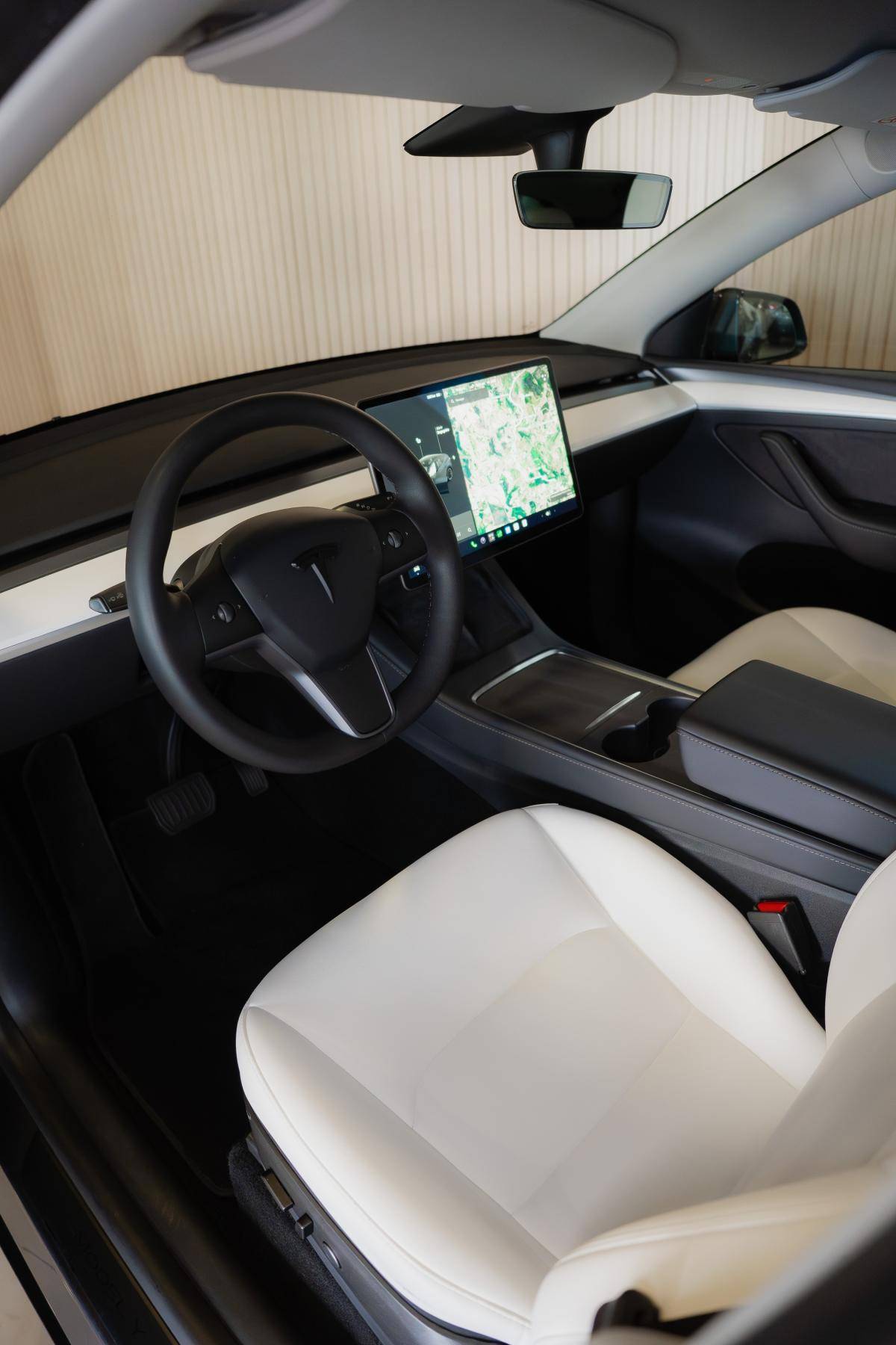 tesla-model-y-2021-eletrico-500cc