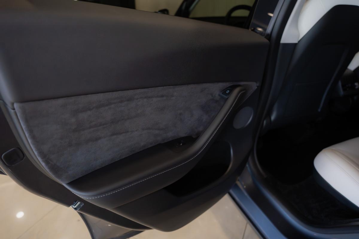 tesla-model-y-2021-eletrico-500cc