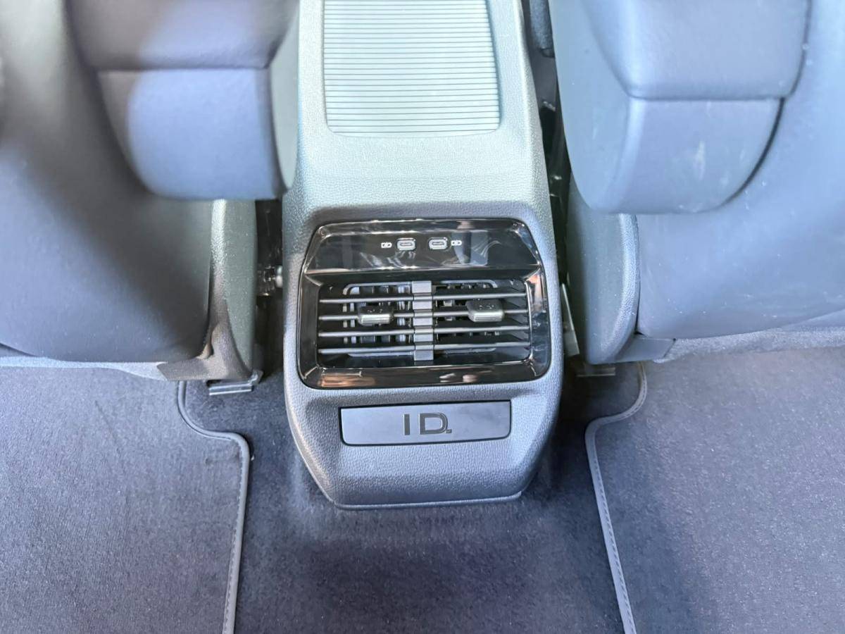 volkswagen-id-5-2023-eletrico-0cc