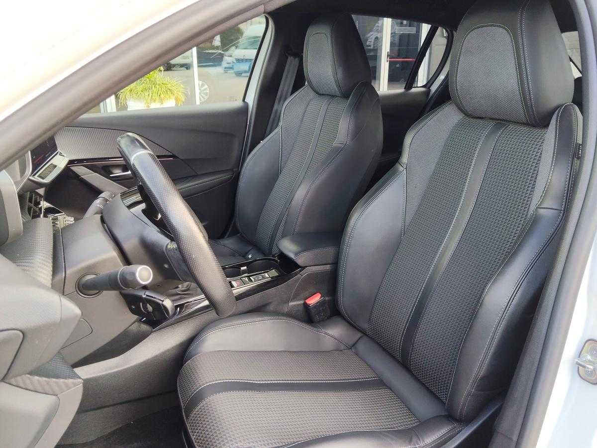 peugeot-208-2022-diesel-1499cc