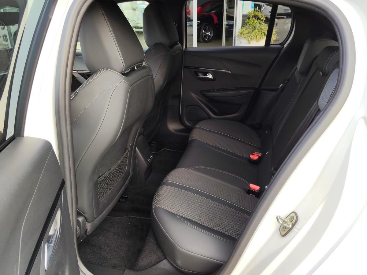 peugeot-208-2022-diesel-1499cc