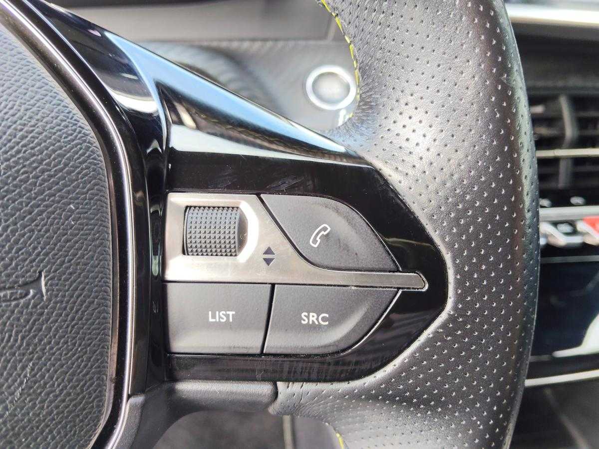 peugeot-208-2022-diesel-1499cc