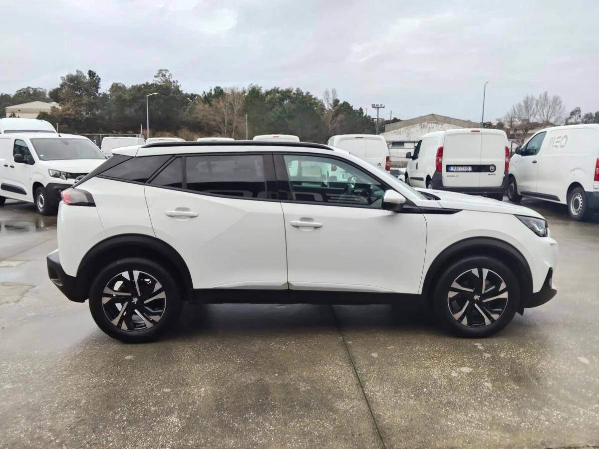 peugeot-2008-2021-diesel-1499cc