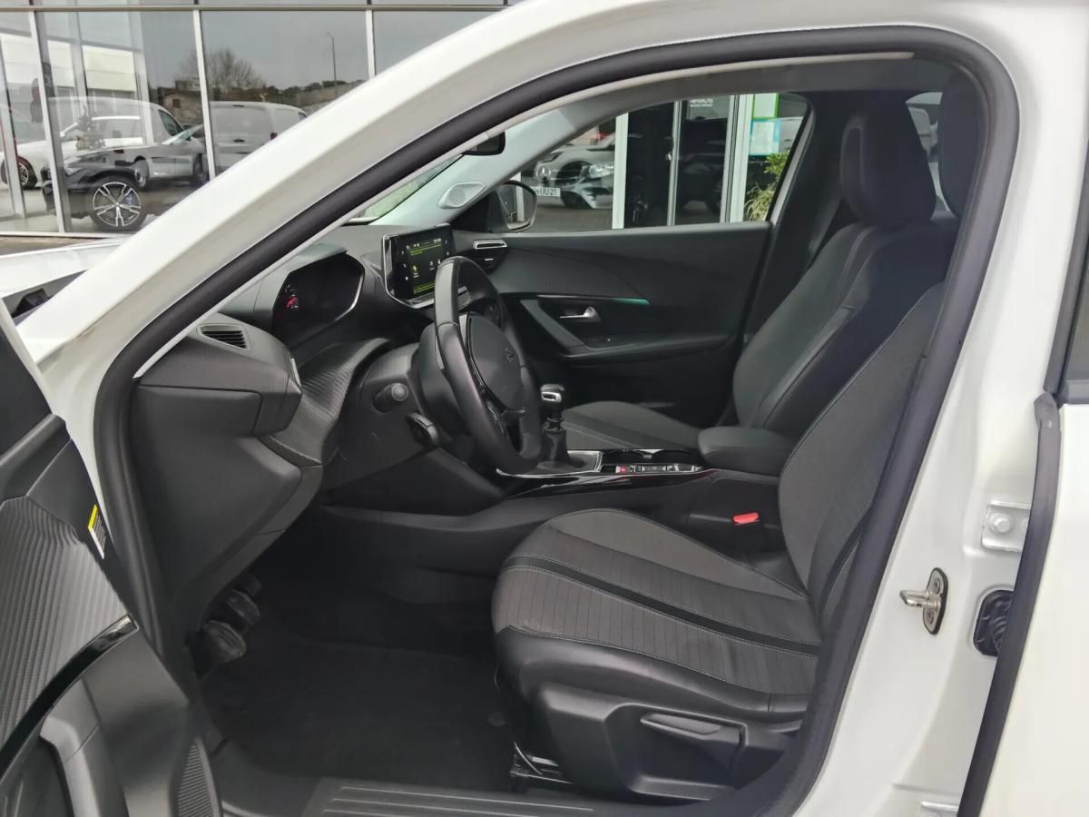 peugeot-2008-2021-diesel-1499cc