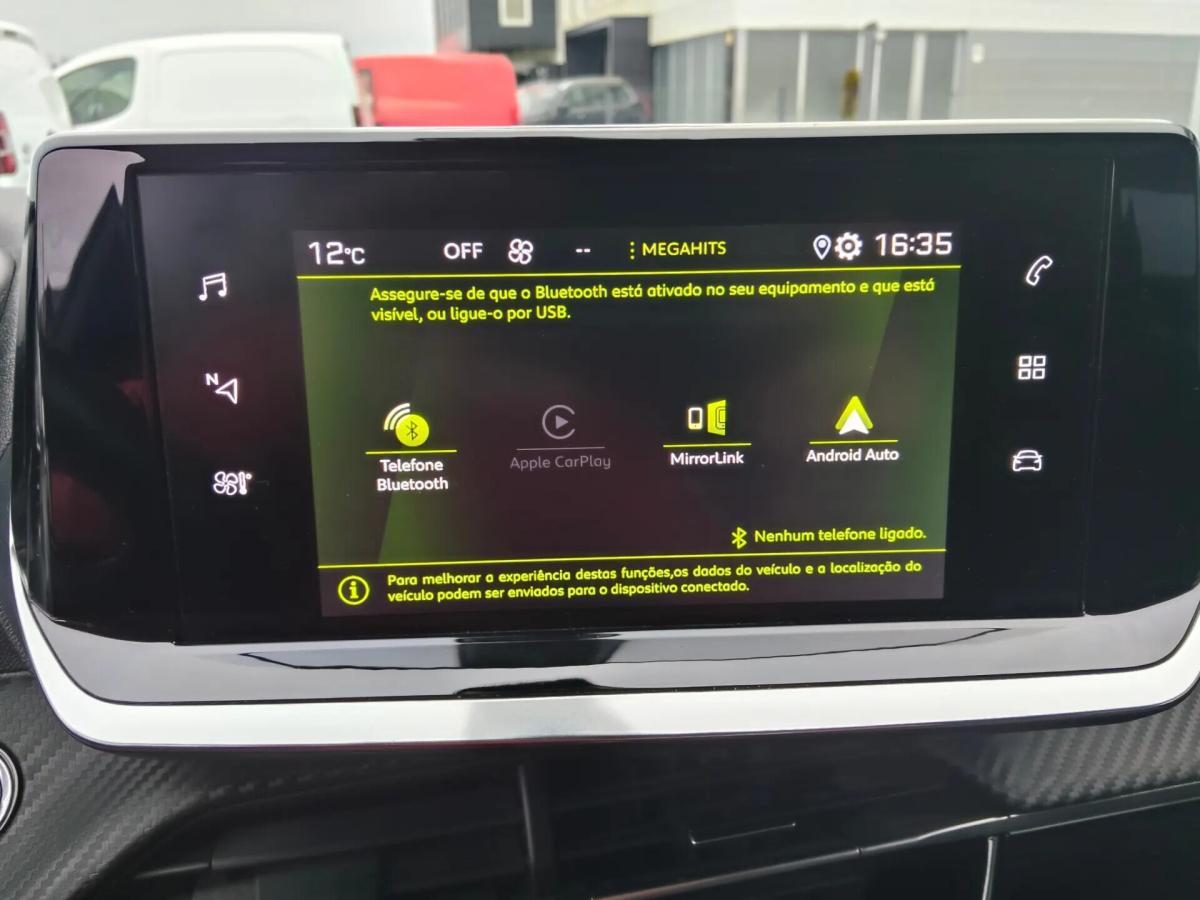 peugeot-2008-2021-diesel-1499cc