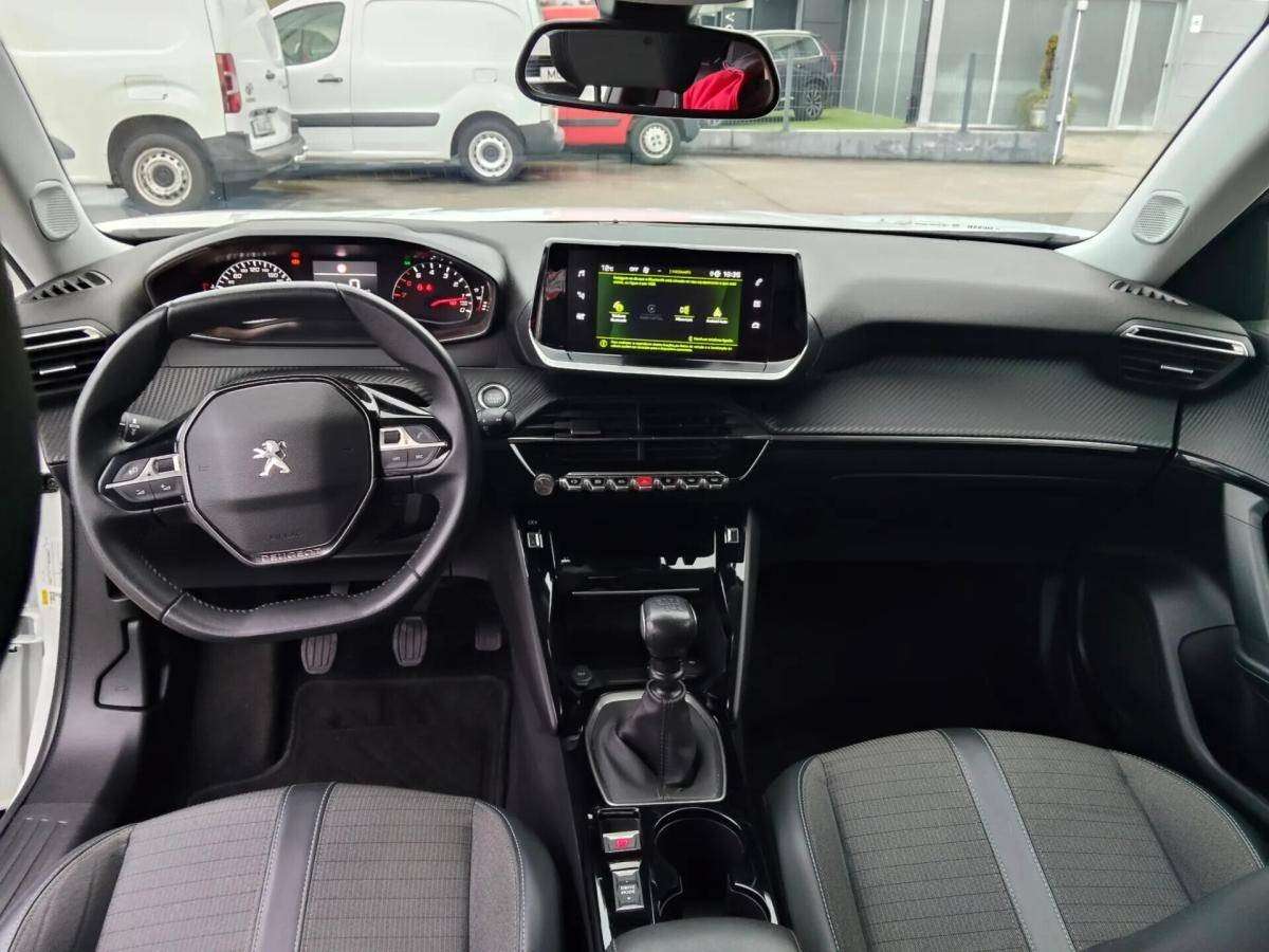 peugeot-2008-2021-diesel-1499cc