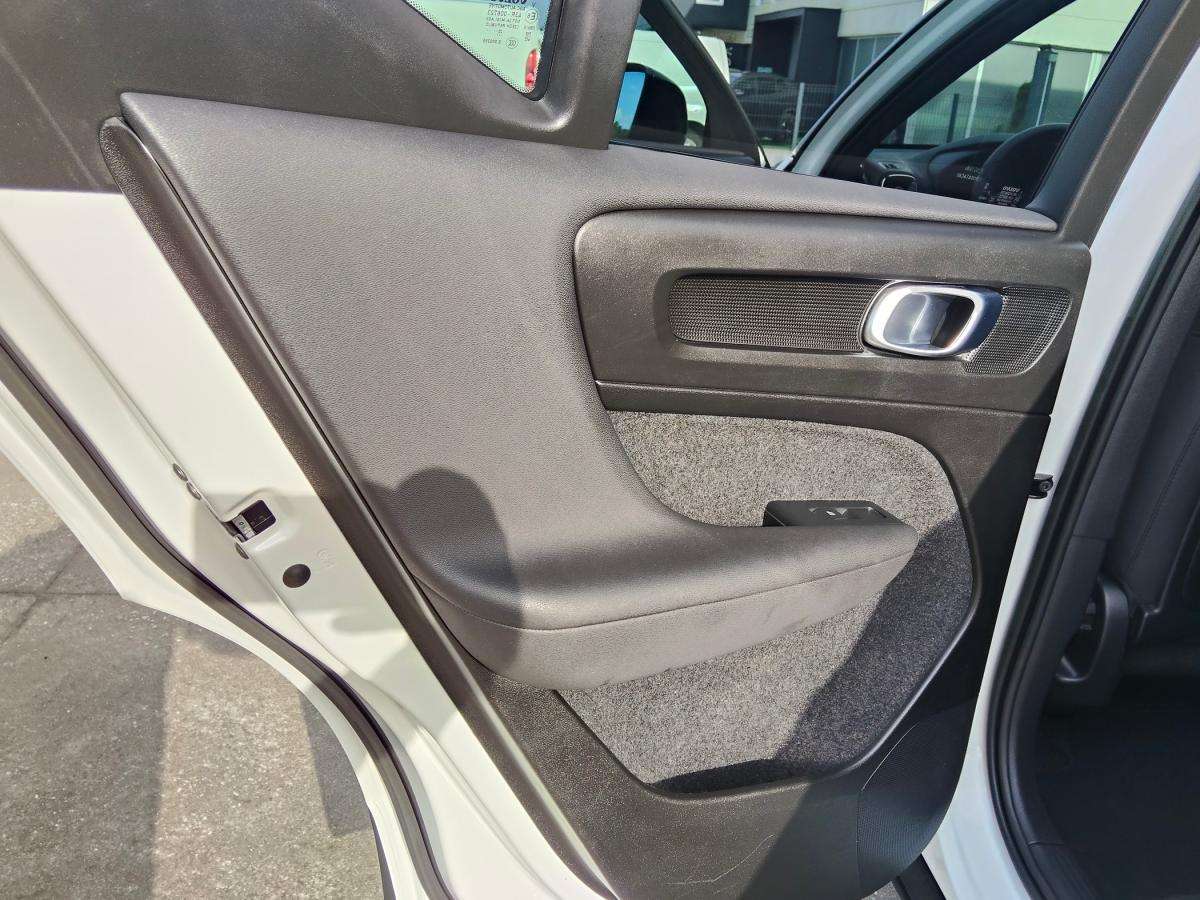 volvo-xc40-2022-eletrico-0cc