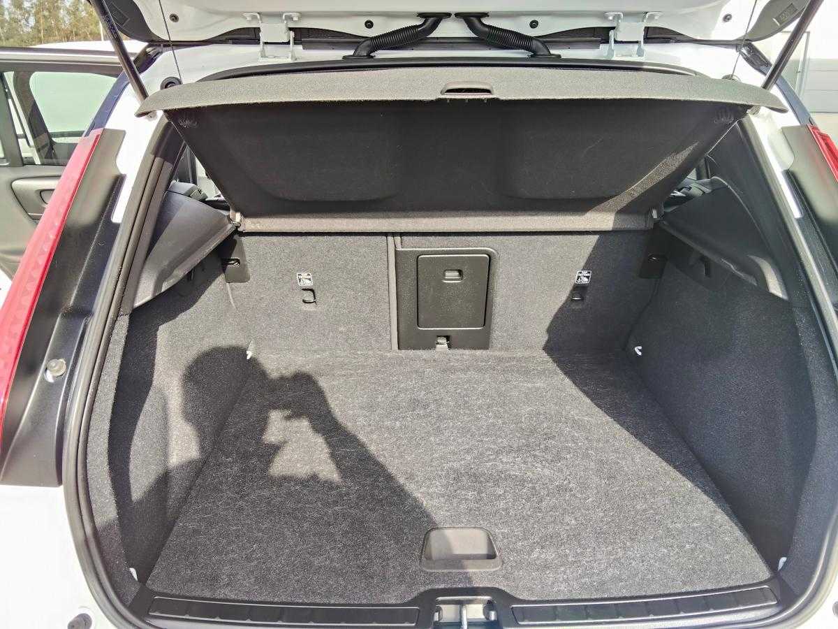 volvo-xc40-2022-eletrico-0cc