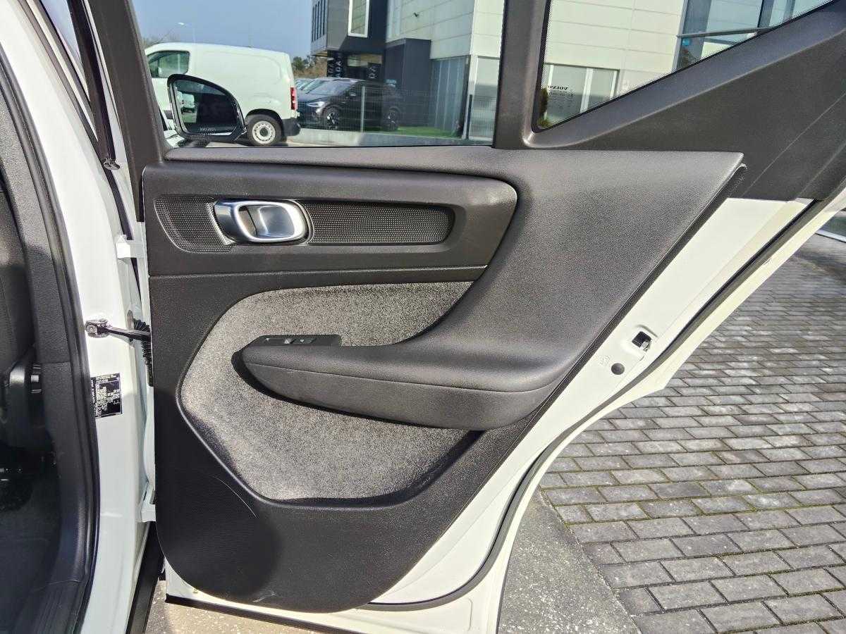 volvo-xc40-2022-eletrico-0cc