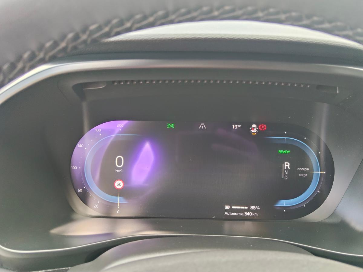 volvo-xc40-2022-eletrico-0cc