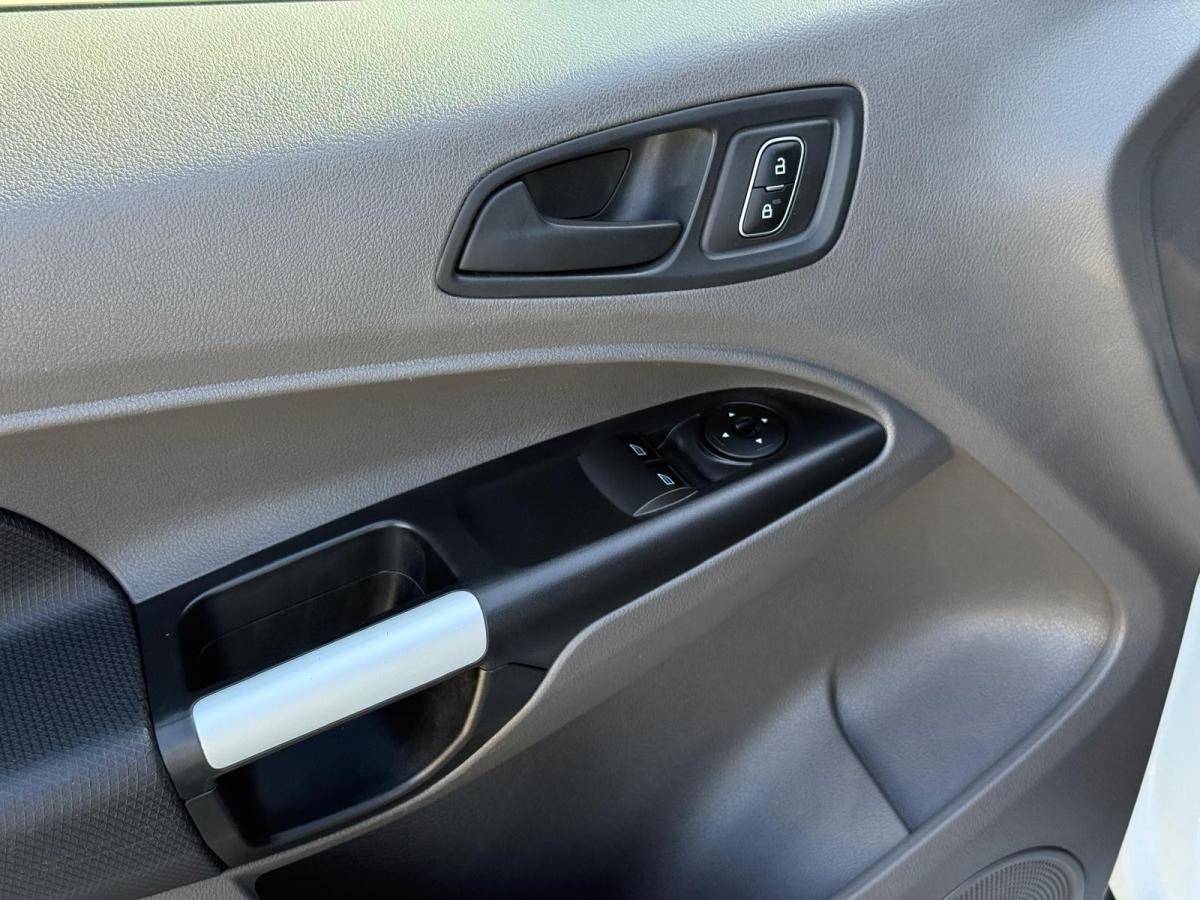 ford-transit-connect-2022-diesel-1499cc