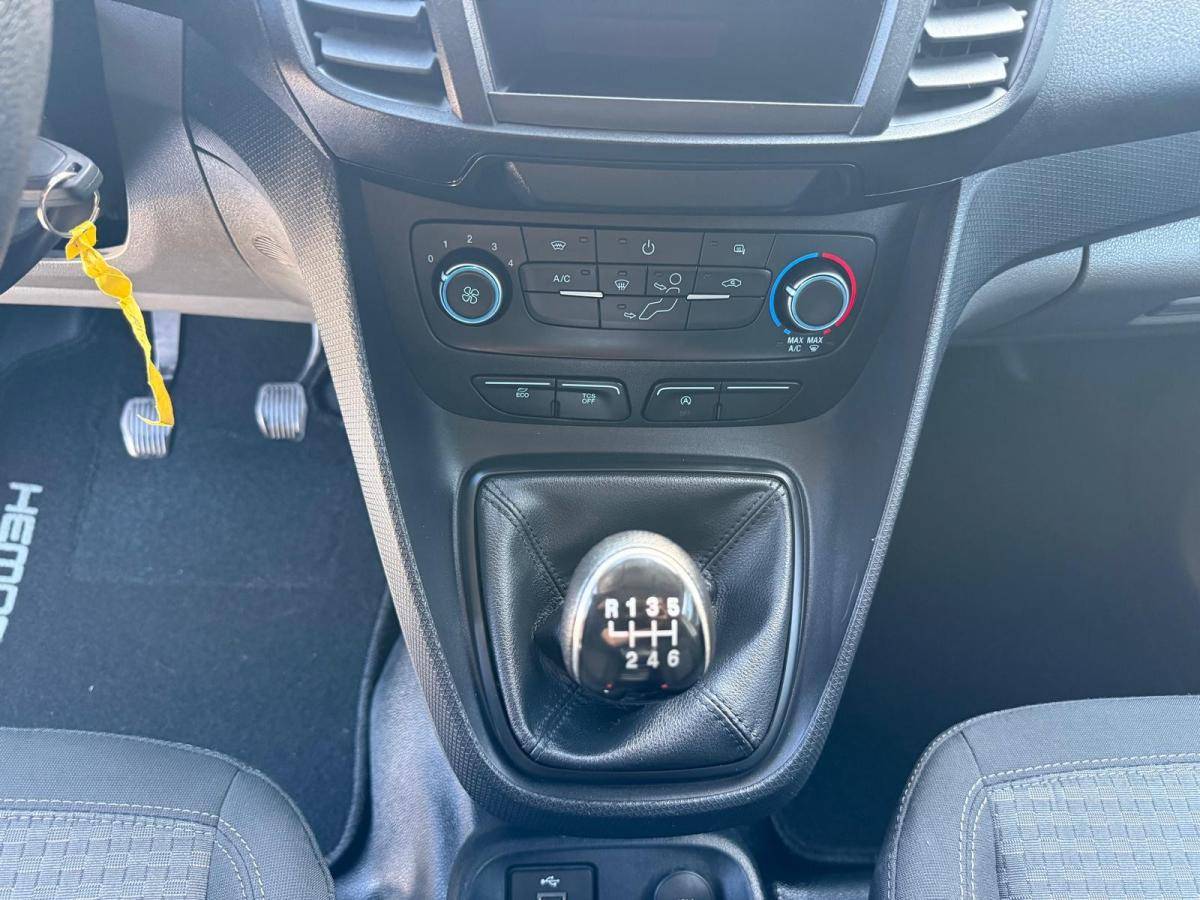 ford-transit-connect-2022-diesel-1499cc