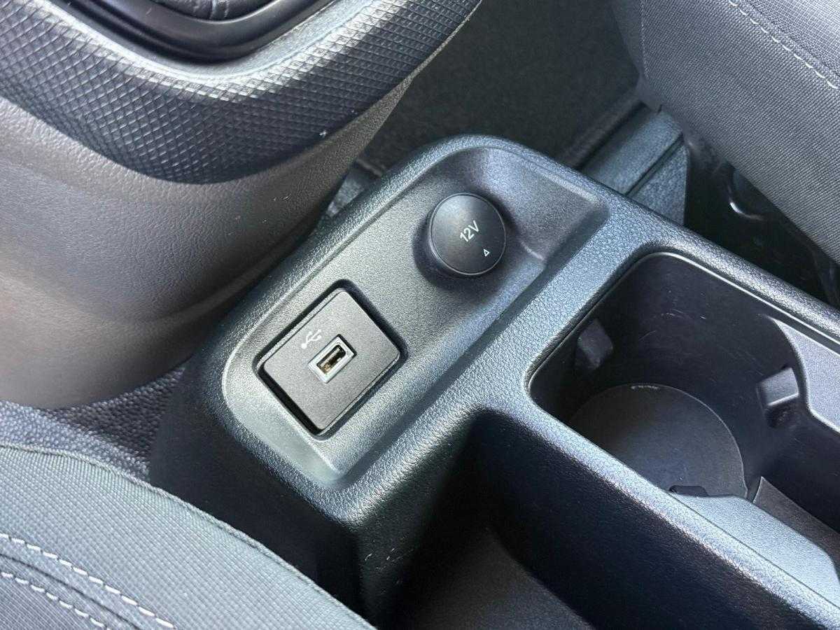 ford-transit-connect-2022-diesel-1499cc