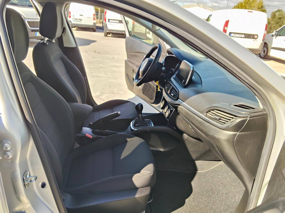 fiat-tipo-station-wagon-2019-diesel-1248cc