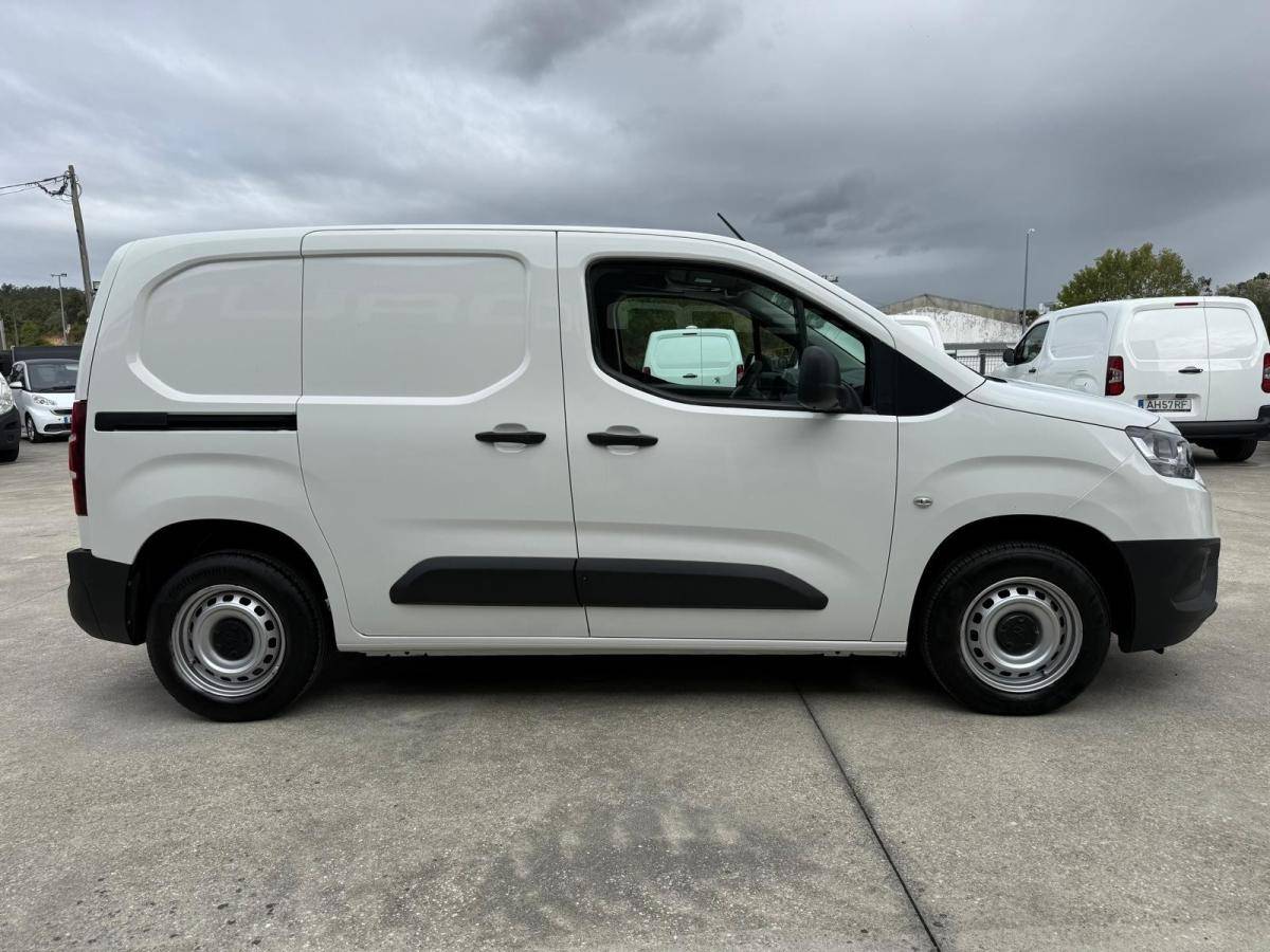 toyota-proace-2022-diesel-1499cc