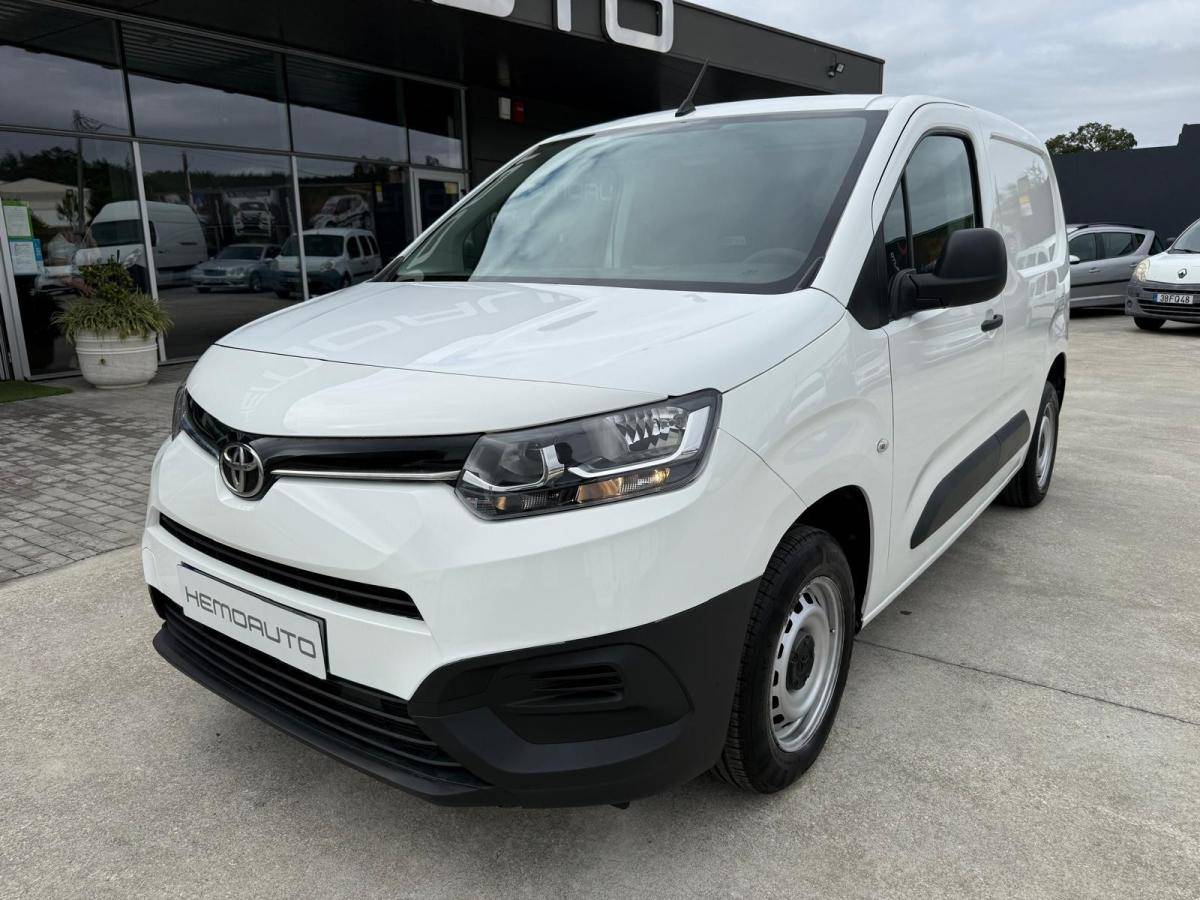 toyota-proace-2022-diesel-1499cc