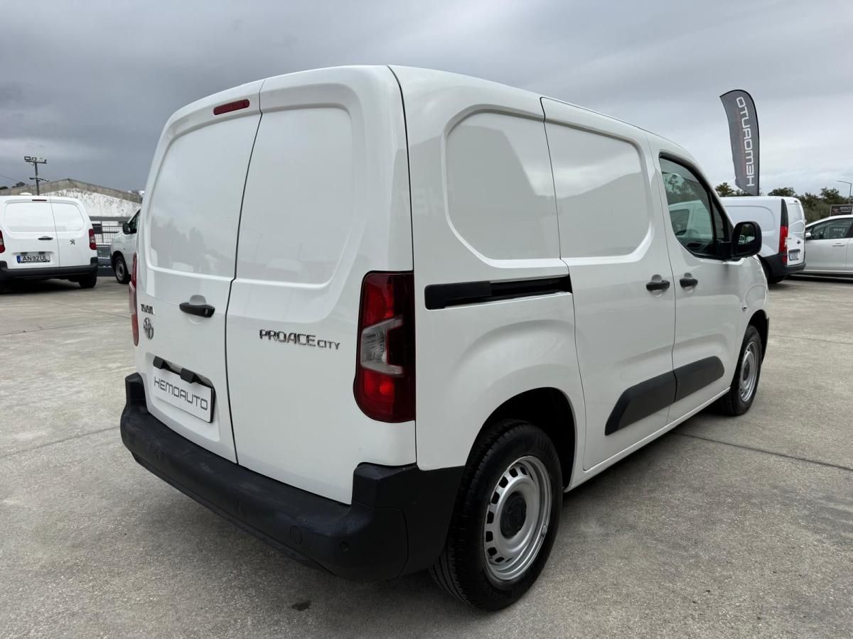 toyota-proace-2022-diesel-1499cc