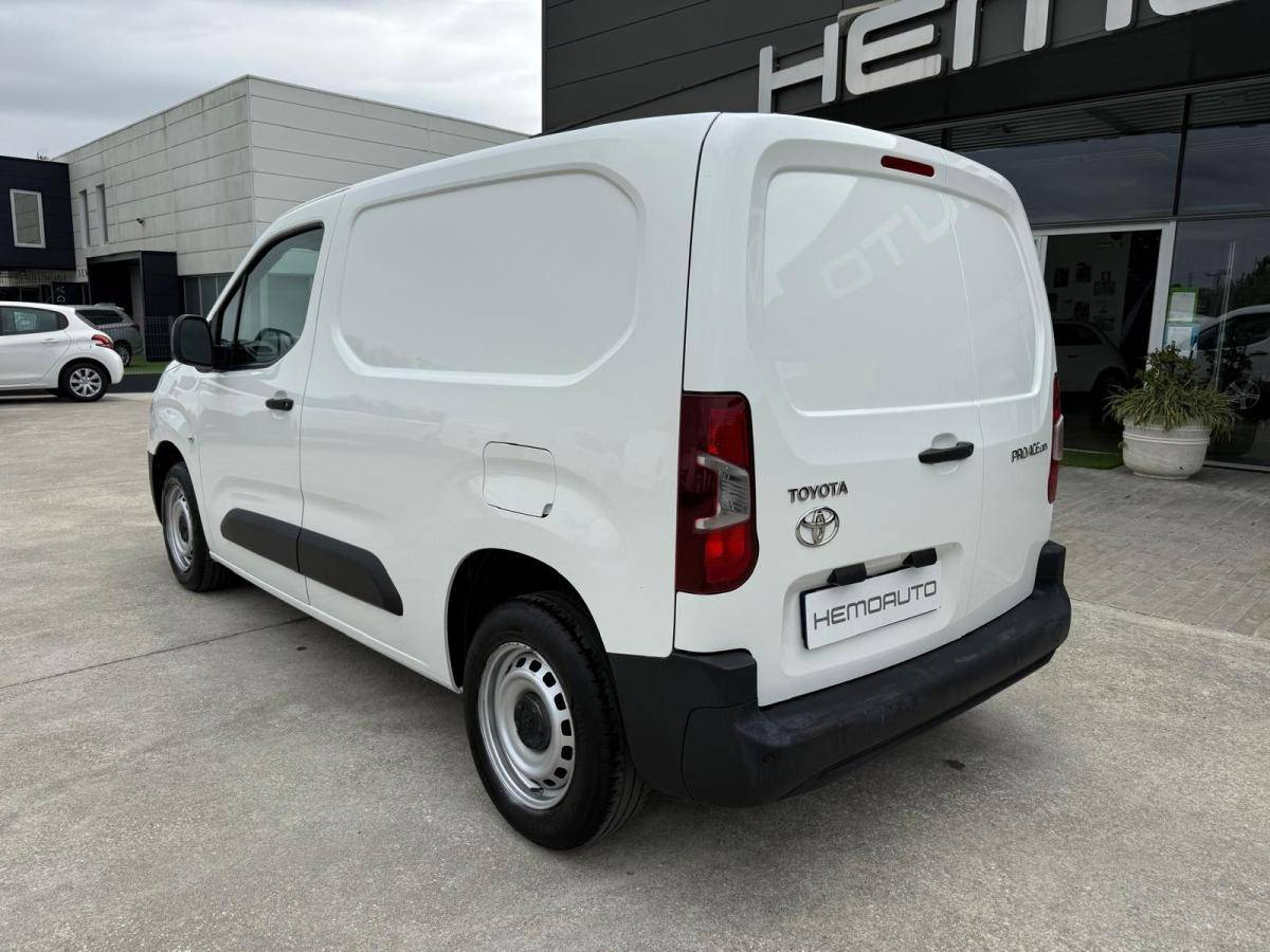 toyota-proace-2022-diesel-1499cc