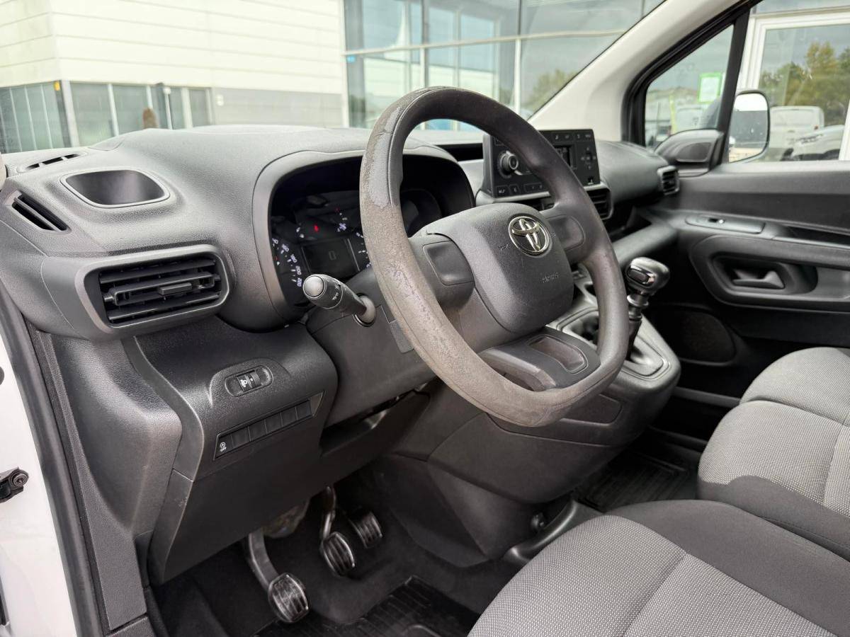 toyota-proace-2022-diesel-1499cc