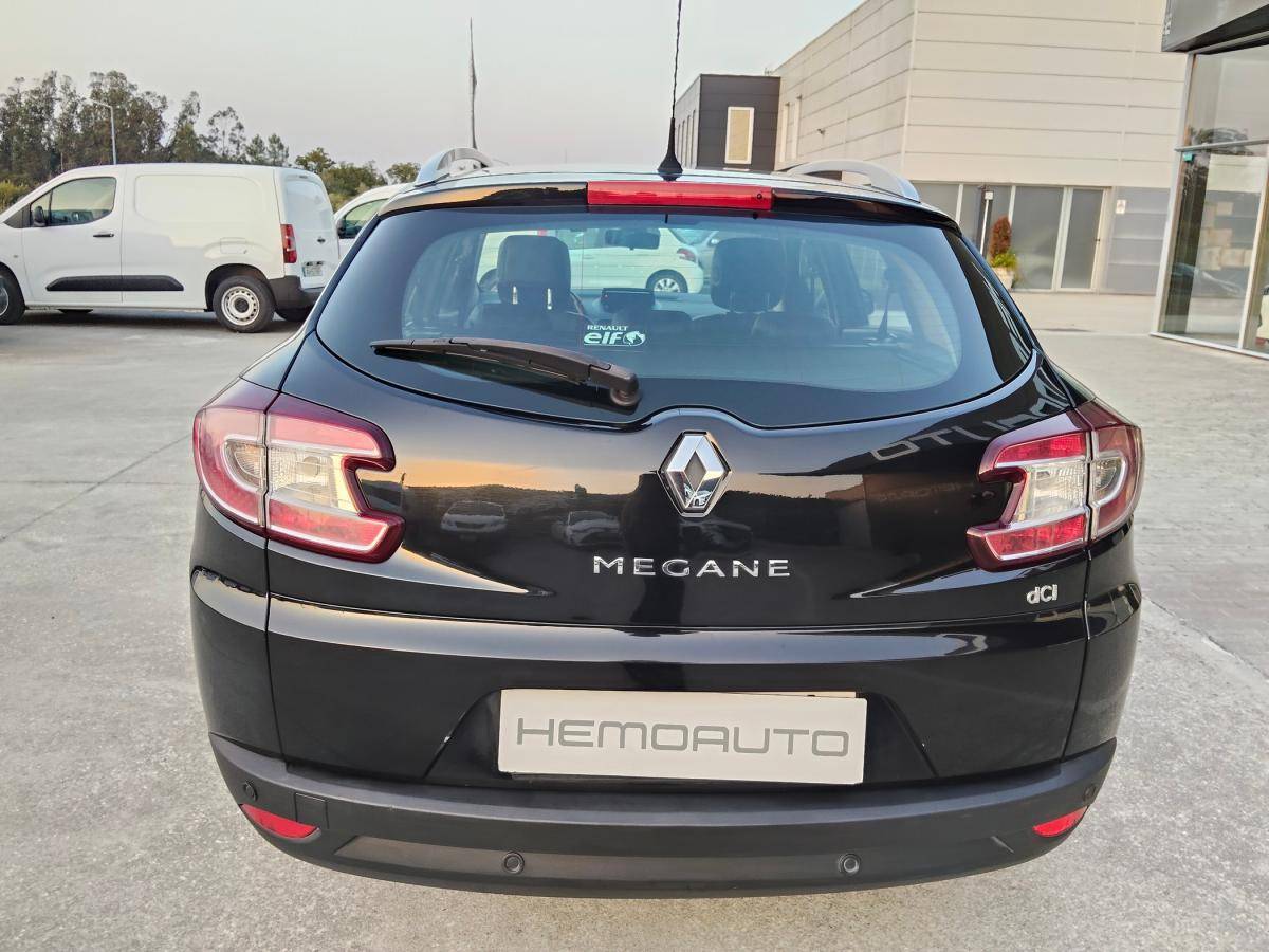 renault-megane-sport-tourer-2016-diesel-1461cc