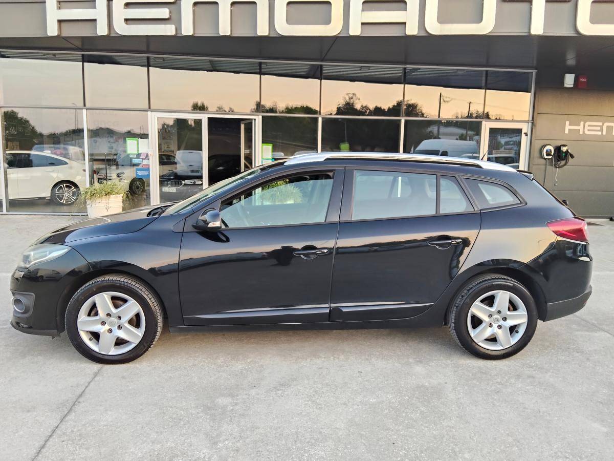 renault-megane-sport-tourer-2016-diesel-1461cc
