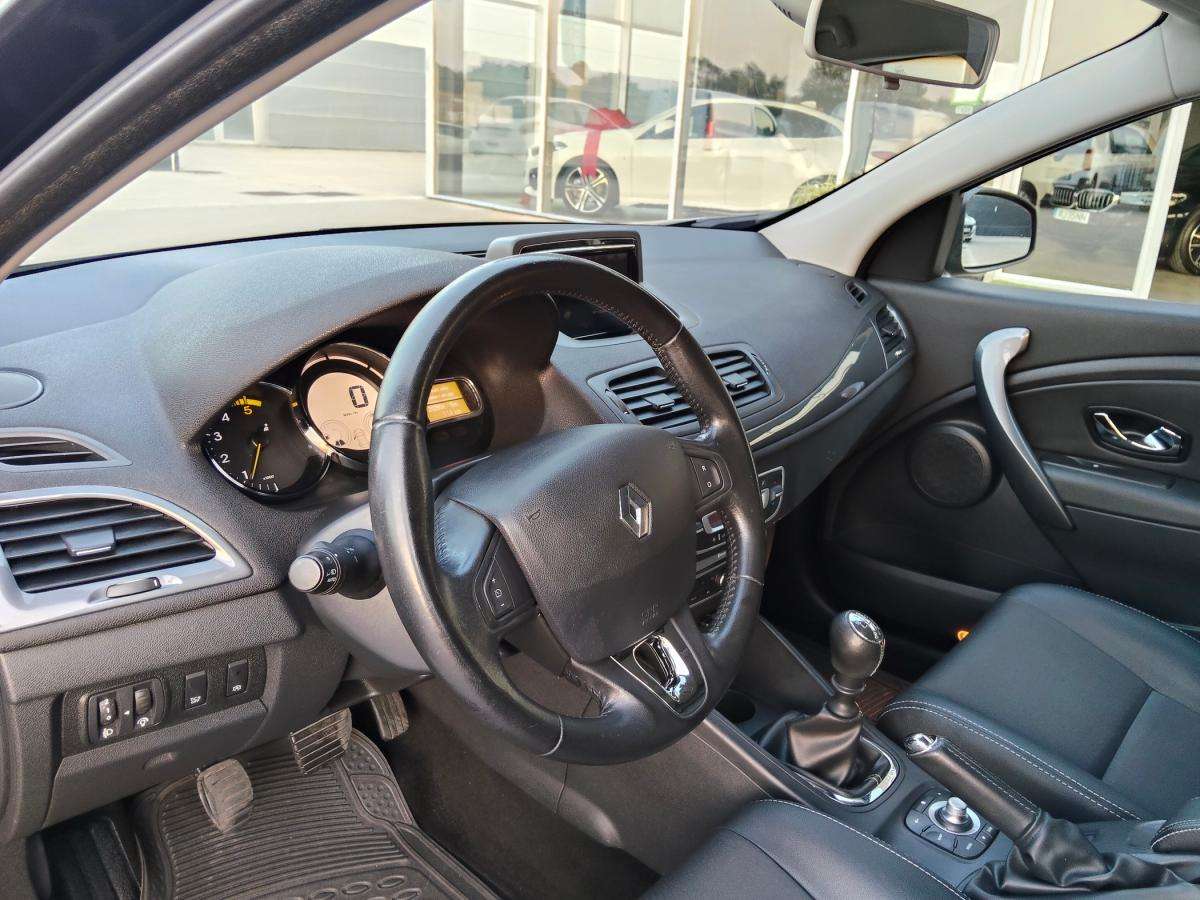 renault-megane-sport-tourer-2016-diesel-1461cc