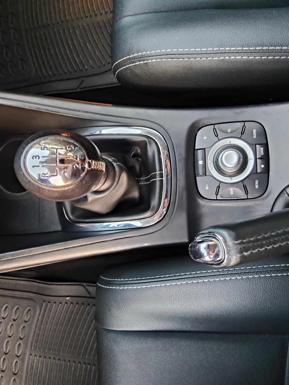 renault-megane-sport-tourer-2016-diesel-1461cc