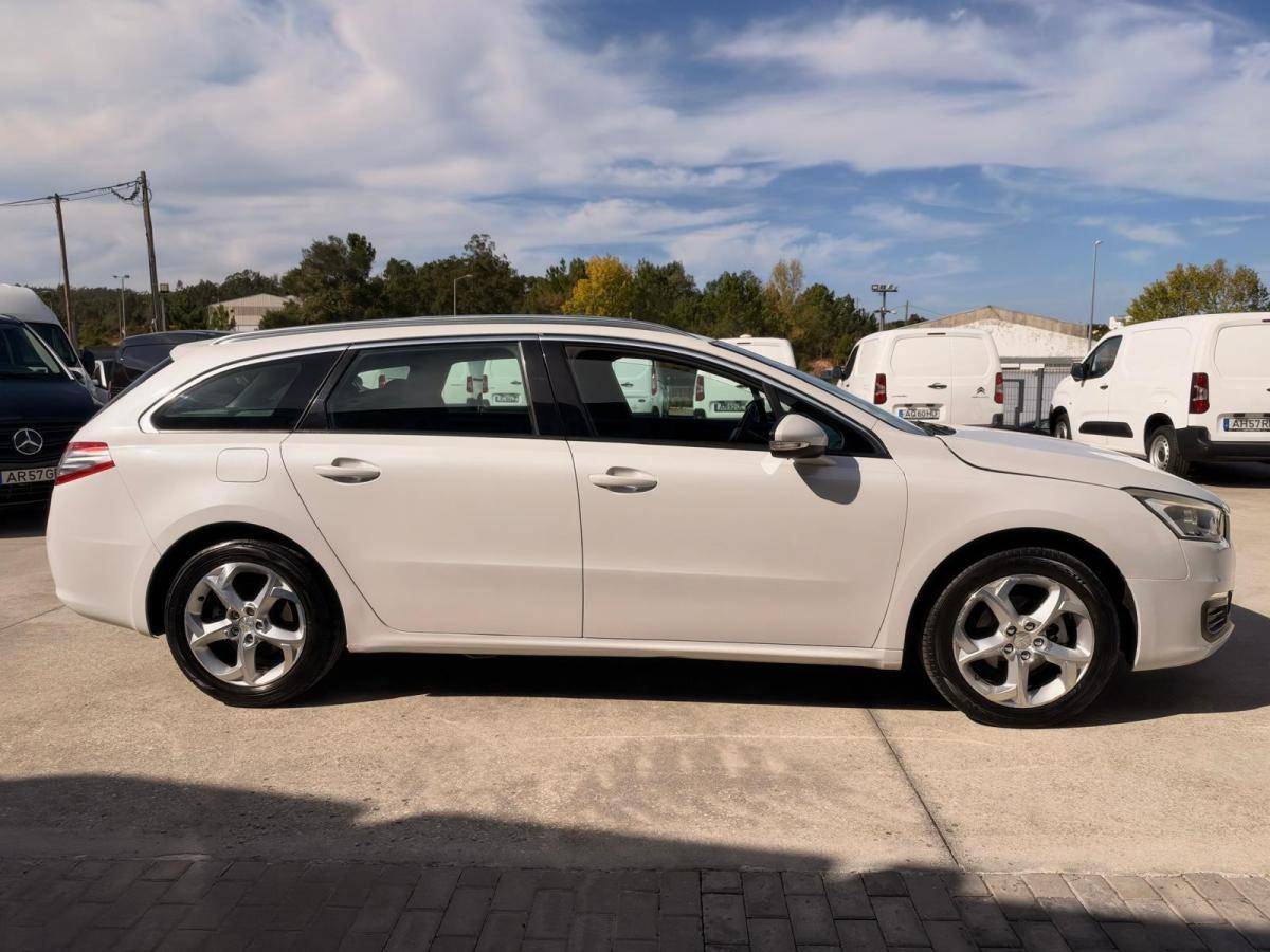 peugeot-508-sw-2015-diesel-1560cc