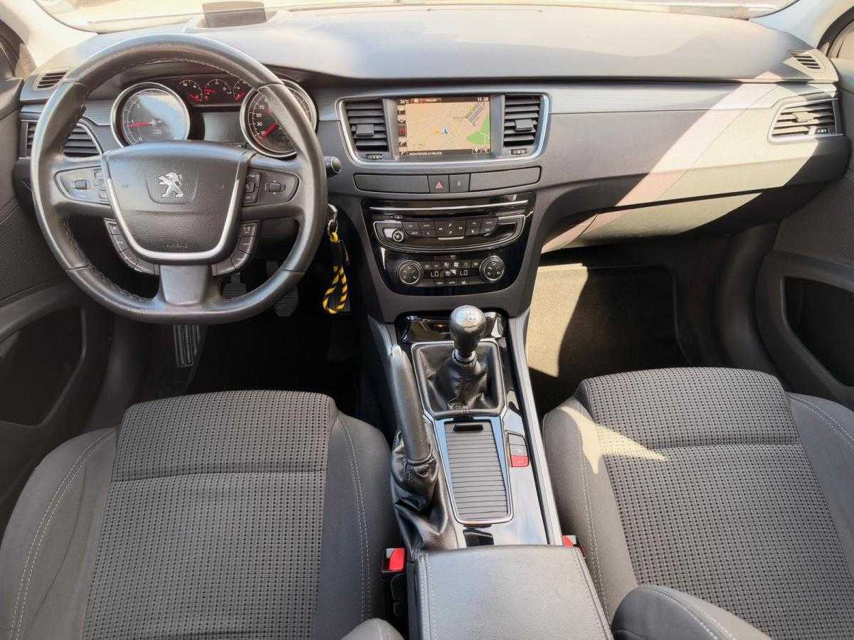 peugeot-508-sw-2015-diesel-1560cc
