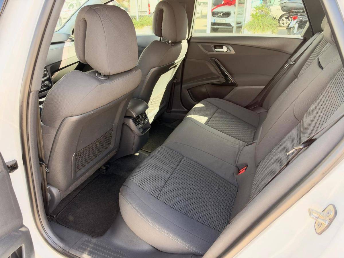 peugeot-508-sw-2015-diesel-1560cc