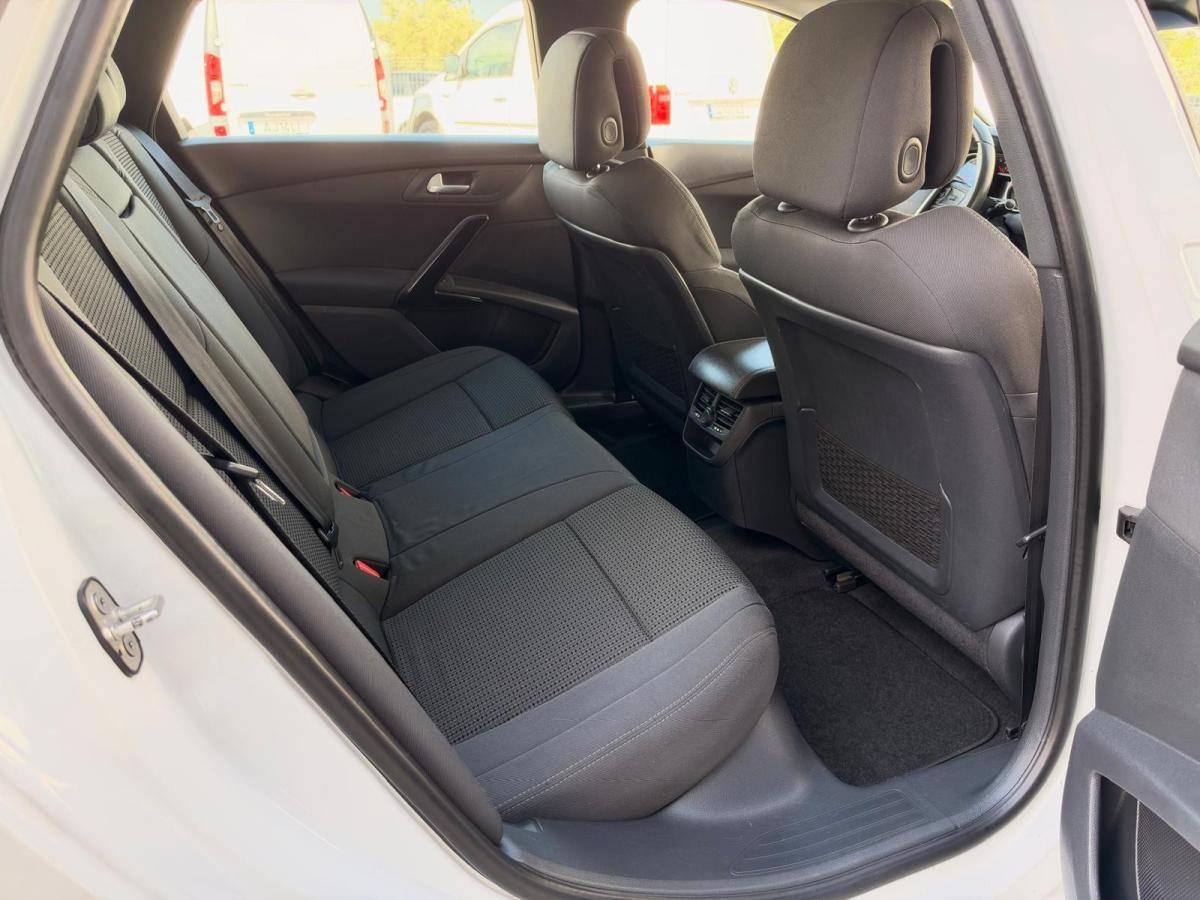 peugeot-508-sw-2015-diesel-1560cc