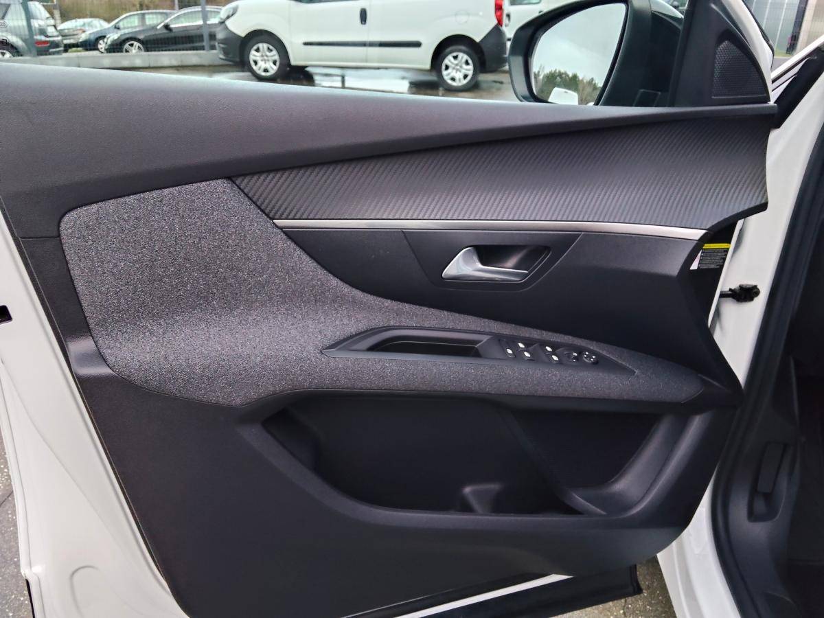 peugeot-3008-2021-diesel-1499cc