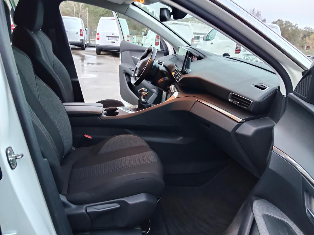 peugeot-3008-2021-diesel-1499cc