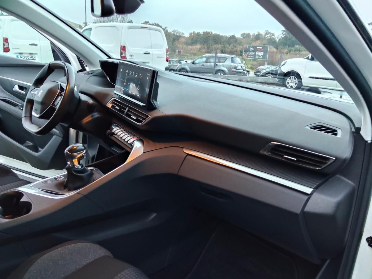 peugeot-3008-2021-diesel-1499cc